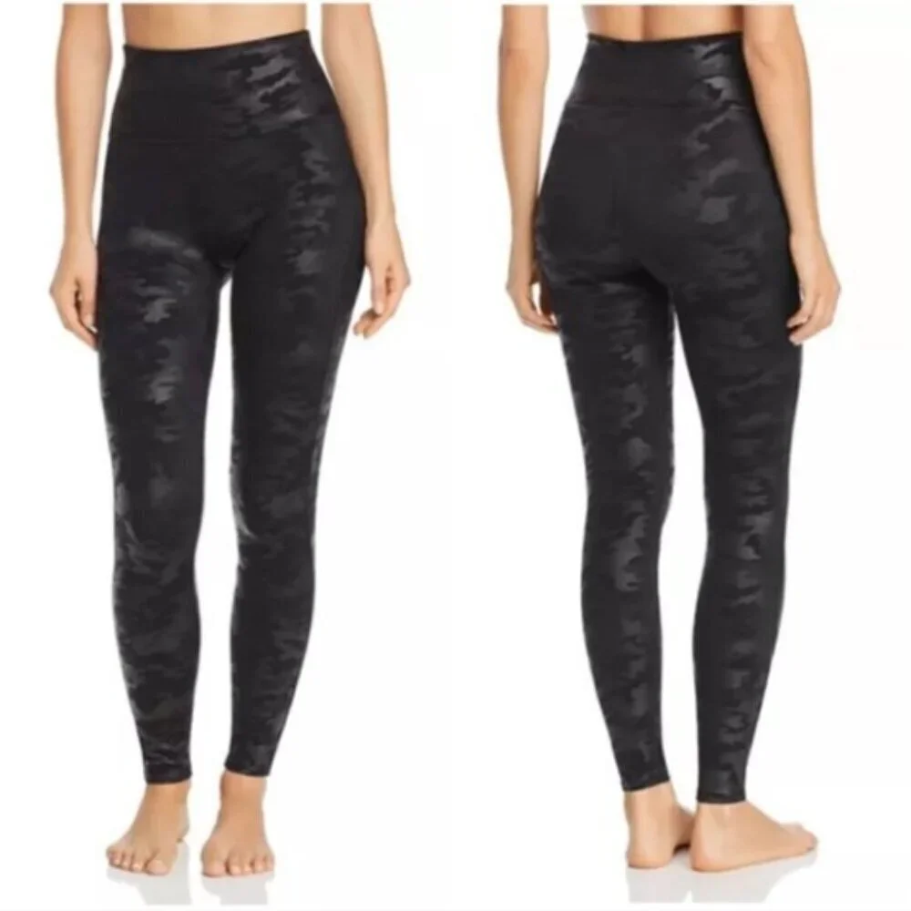 SPANX Faux Leather Camo Legging Matte Black Camo Print L 20185R - Picture 3 of 11